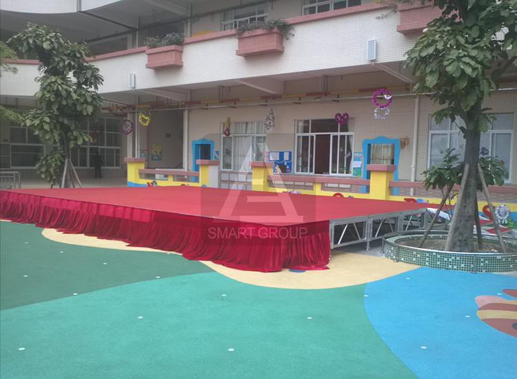 Aluminum Mobile Carpet Stage Aluminum Mobile Carpet Stage